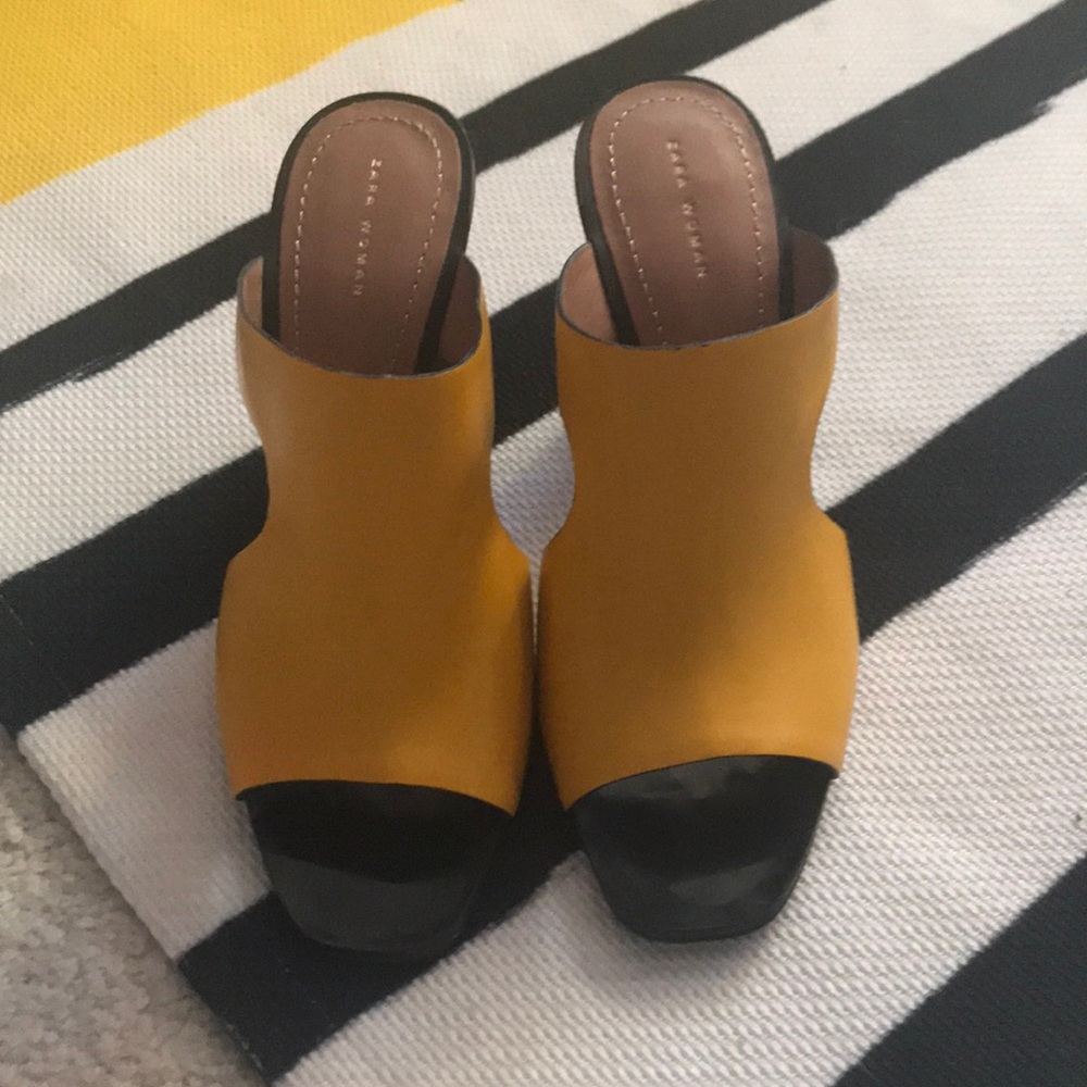 Zara Yellow Mules / Never Worn